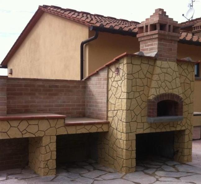 Podere Ghiole Монтеспертоли Екстериор снимка